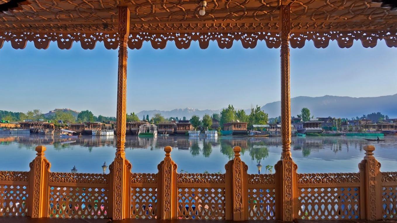 Mossess Group Of Houseboats Hotel ศรีนาการ์ ภายนอก รูปภาพ